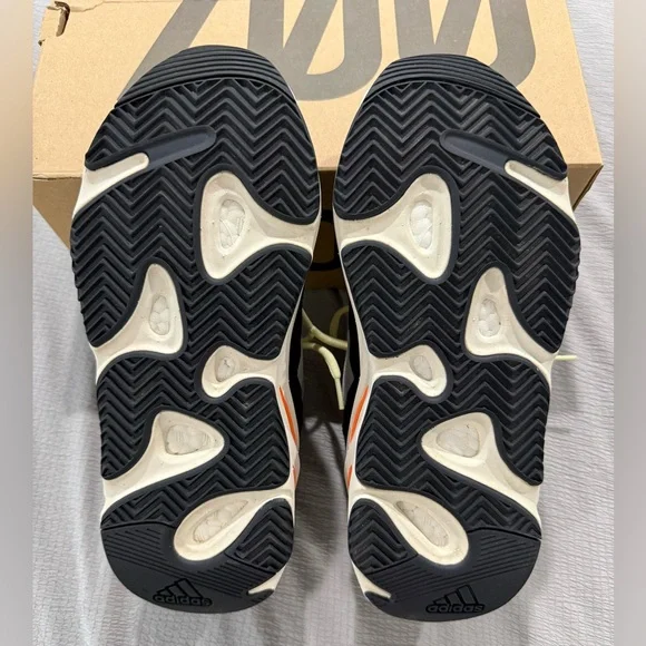Adidas Yeezy Boost 700 ‘Wave Runner’ 2023. Men’s Size 8. 100% Authentic - Picture 5 of 15